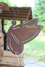 Statua da giardino farfalla