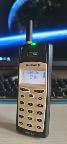 Cellulare vintage ericsson - vintage,
