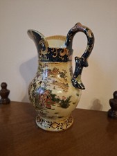Vaso decorativo in porcellana