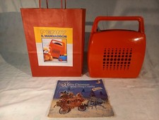 Mangiadischi Penny rosso corr/batt con dischi, manuale e busta regalo