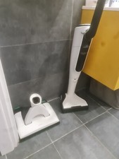 folletto vorwerk pari a nuovo , completo di aspiratore, lava pavimenti e accesso