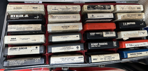 Lot untested 8 track - lot, 24