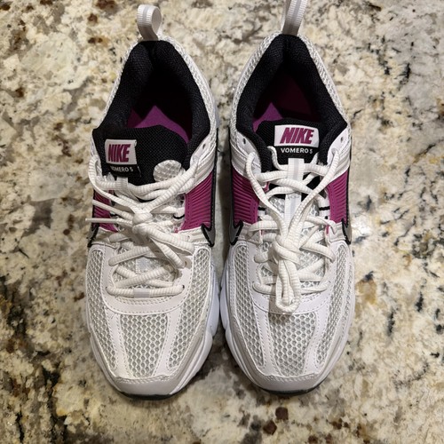 Nike vomero white mtlc - vomero, 5