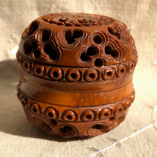 Antico porta pomander - o, ditale