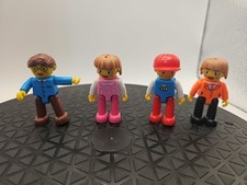  Pacchetto espansione magnetica 4 action figure famiglia giocattolo bambino PTA01