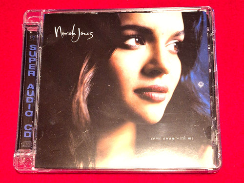 Norah jones come - -,