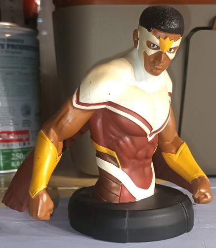 Figurine buste résine - -,