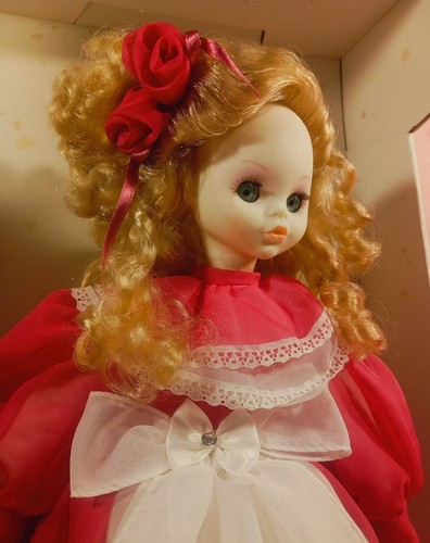Doll prestige 60cm - prestige, red