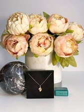 Ciondolo pendente a forma di