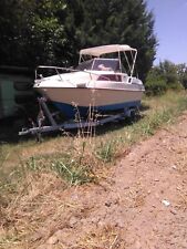 barca a motore semi cabinato