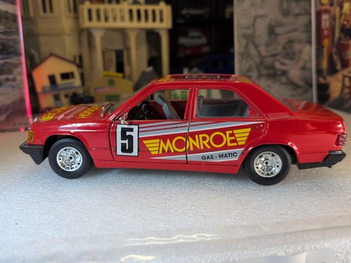 Burago mercedes 190 e - mercedes,