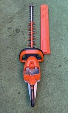 Tagliasiepi/tagliasiepi senza