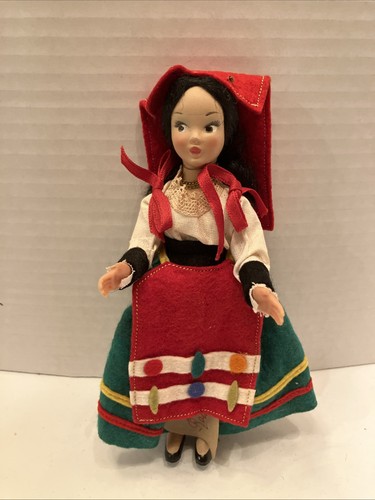 Costume folk bambola vintage