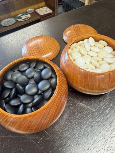 Game stones clam shell - go,
