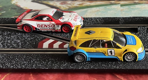 Vendo due slot ninco - slot, renault