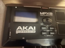 Akai Professional Sampler 8