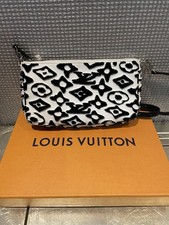 Louis Vuitton LV X UF Pochette