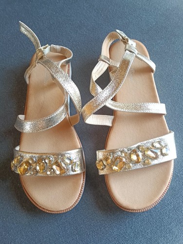 Sandali oro con strass sulla