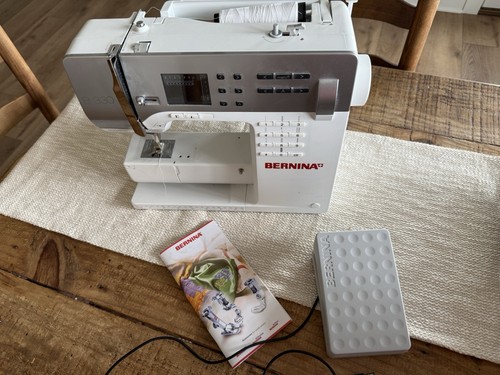 Bernina 330 electronic - b,
