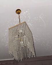 lampadario in buone condizioni placcato in oro e ricoperto di Swarovski 