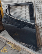 821008626R Porta post. DX