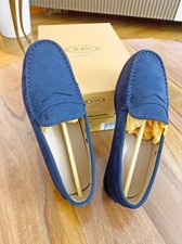 Scarpe TOD’S JUNIOR in Camoscio – Eleganza e Qualità Made in Italy