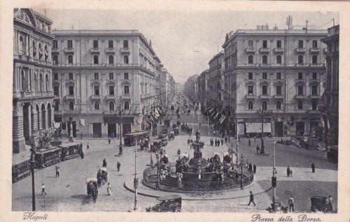 Napoli piazza della borsa - napoli,