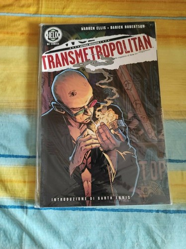Transmetropolitan play - -,