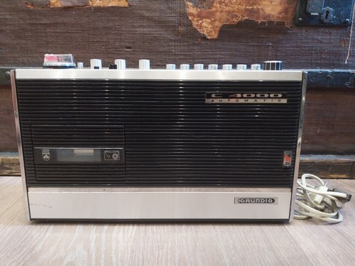 Grundig 4000 automatic radio - c,