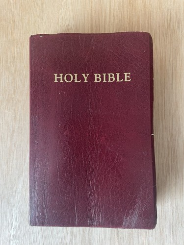 Holy bible red new - red, revised
