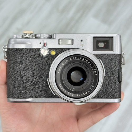 Fujifilm x100 argento 3 - x100, 16,3