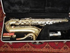 SASSOFONO TENORE BUESCHER 400 VINTAGE E CUSTODIA RIGIDA SELMER!