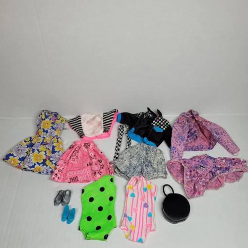 Lotto vestiti bambola barbie - lotto,