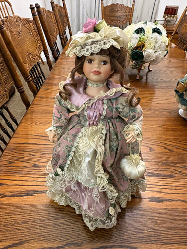 Bambola bambina porcellana