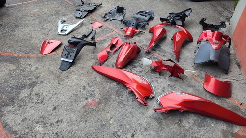 Kit carene plastiche honda sh - carene,