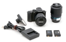Fotocamera Samsung NX10 + obiettivi 18-55 mm F3.5-5.6 OIS + 50-200 mm III F4-5.6 ED OIS