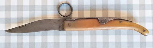 Ancien beau couteau - , à