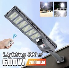 600W Outdoor Solar Lamppost