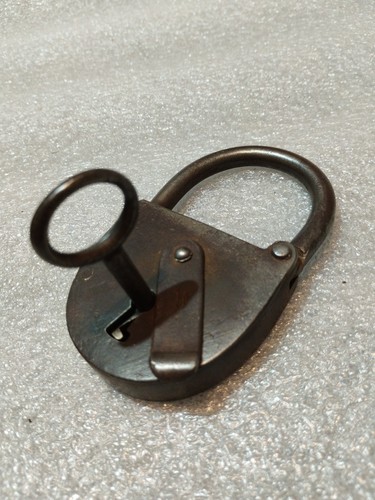 Lucchetto ferro con chiave - con,