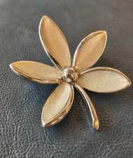 spilla vintage americana anni