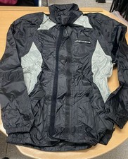 Completo antipioggia per moto