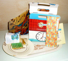 MULINO BIANCO-LOTTO DI 7 REGALI PUBBLICITARI MULINO BIANCO-VASSOIO-SACCA-CASETTA