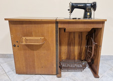 MACCHINA DA CUCIRE A PEDALE