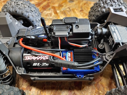 Traxxas mini xrt - traxxas,