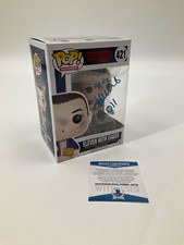 MILLIE BOBBY BROWN AUTOGRAFO