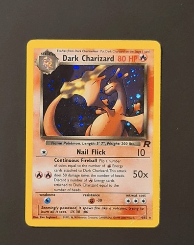 Dark charizard holo - 4/82,