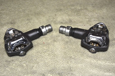 Pedali bici da strada senza