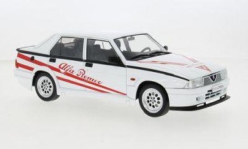 Mcg alfa romeo 75 turbo - 1:18,
