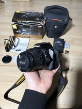 Nikon D3300 + obiettivo 18-55