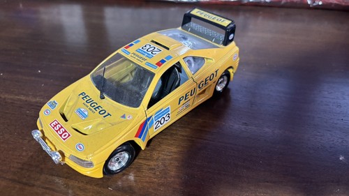 Burago peugeot 405 raid - 405,